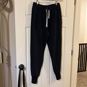 Varley Keswick Pant 2021 line.